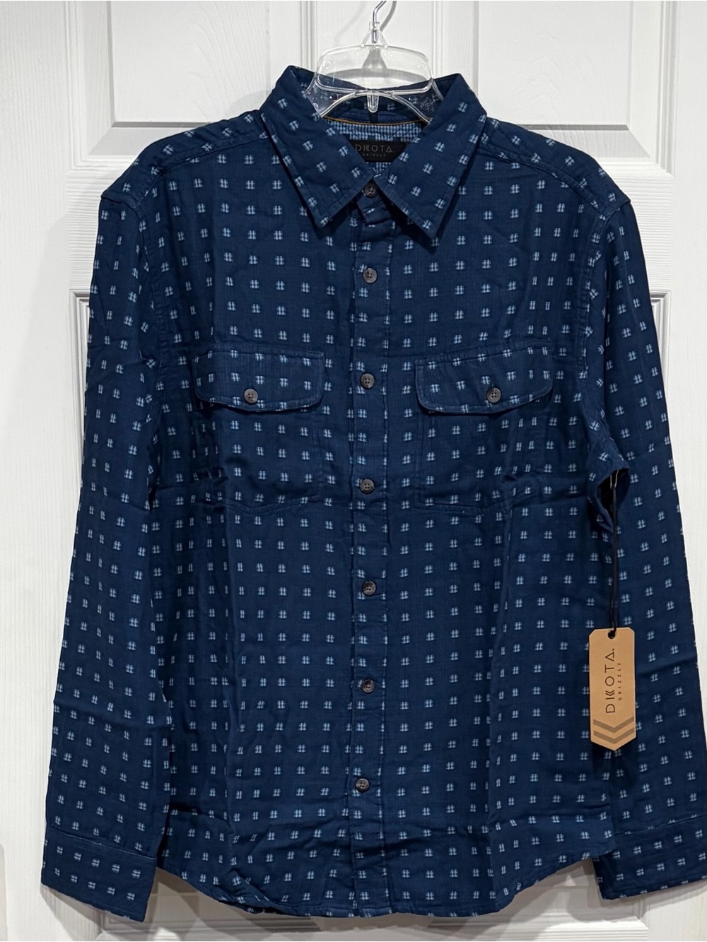 Dakota Men's Medium Grizzly Fitz Shirt Long Sleeve Blue Plaid NWT 100% Cotton